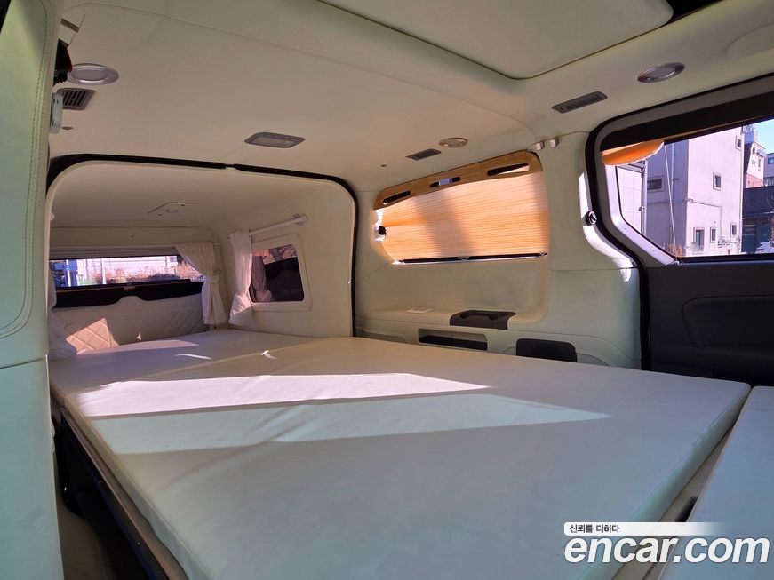 Hyundai Starex 2016