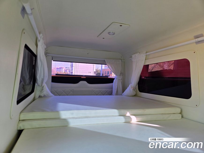 Hyundai Starex 2016