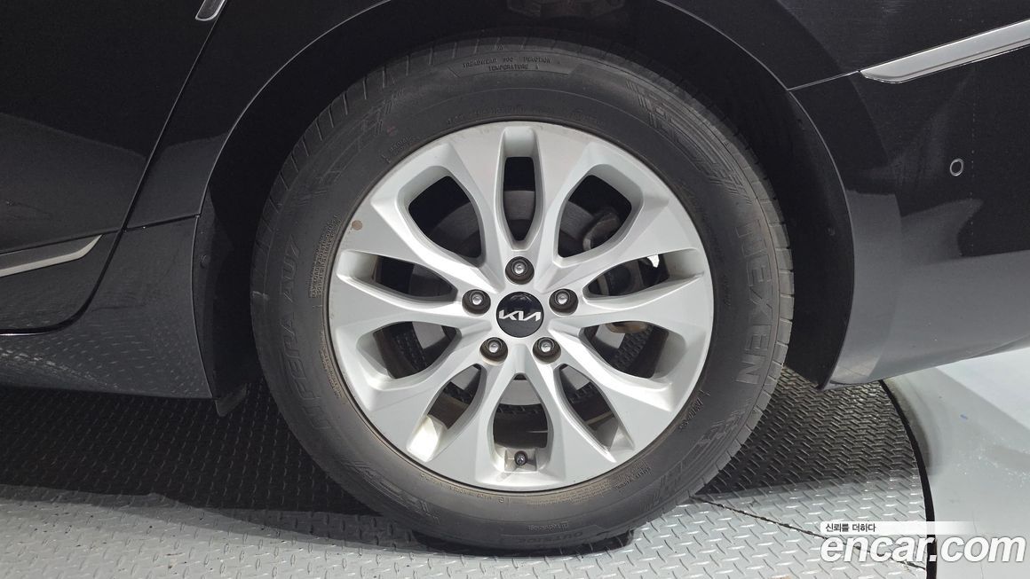 Kia K8 2024