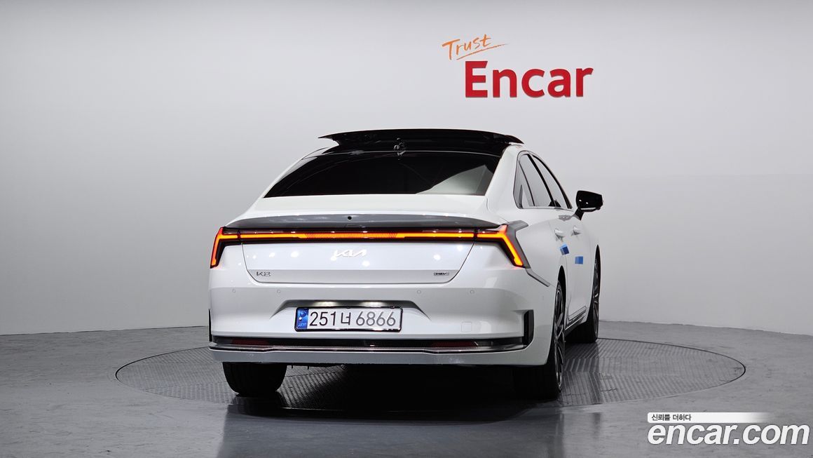 Kia K8 2025