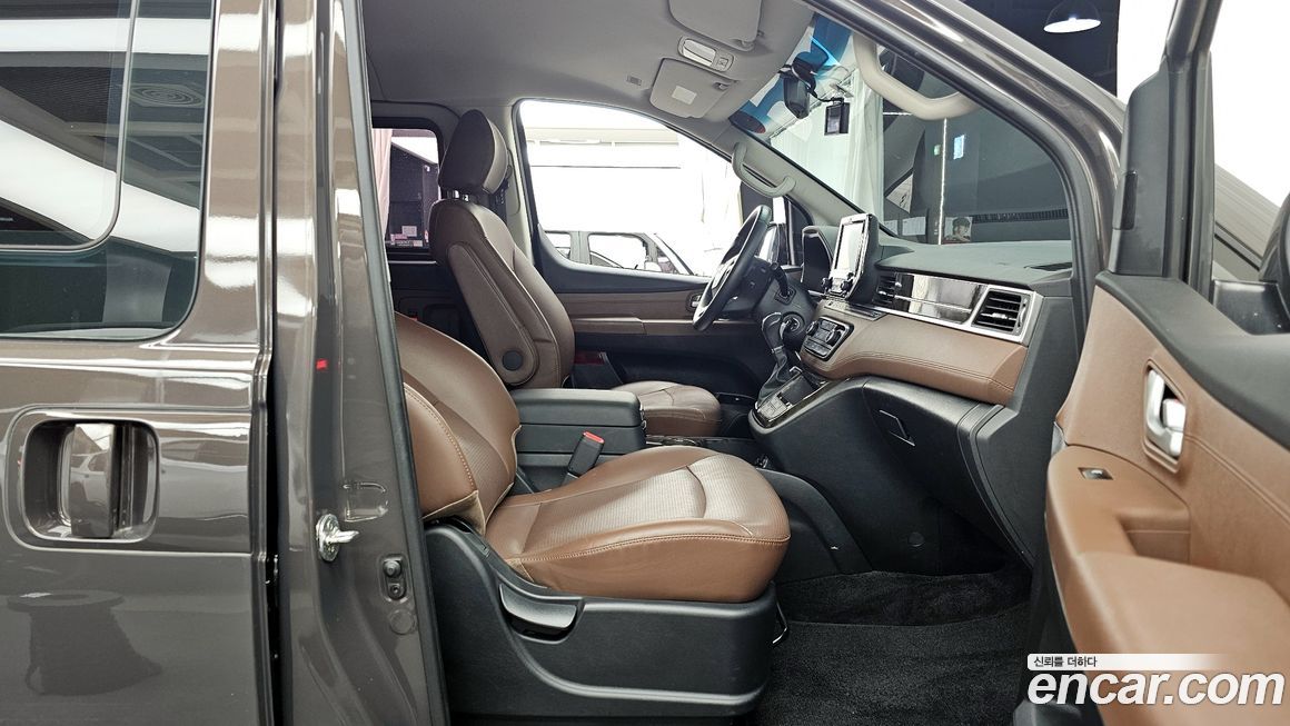 Hyundai Starex 2019