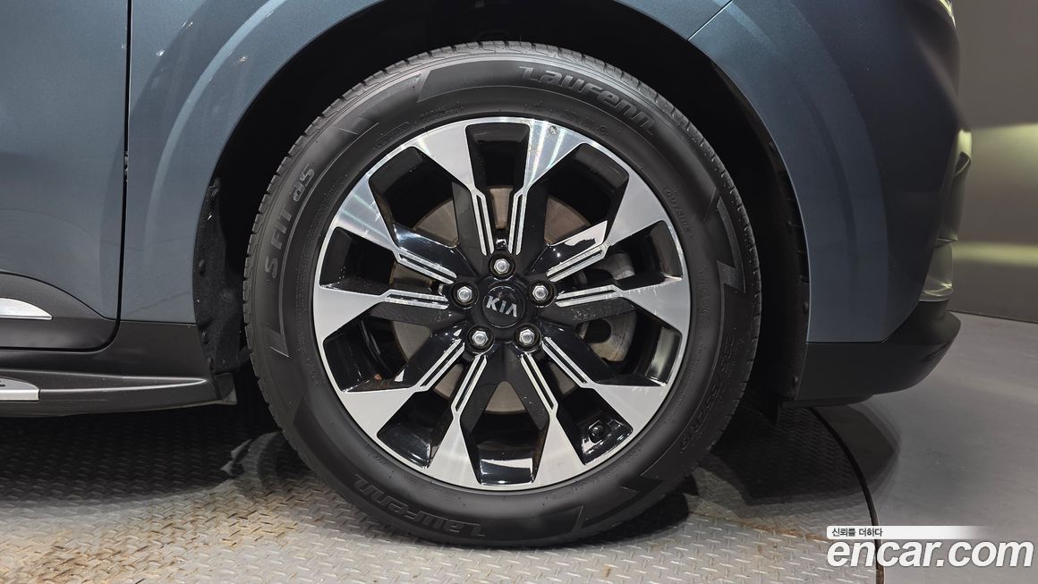 Kia Canival 2021