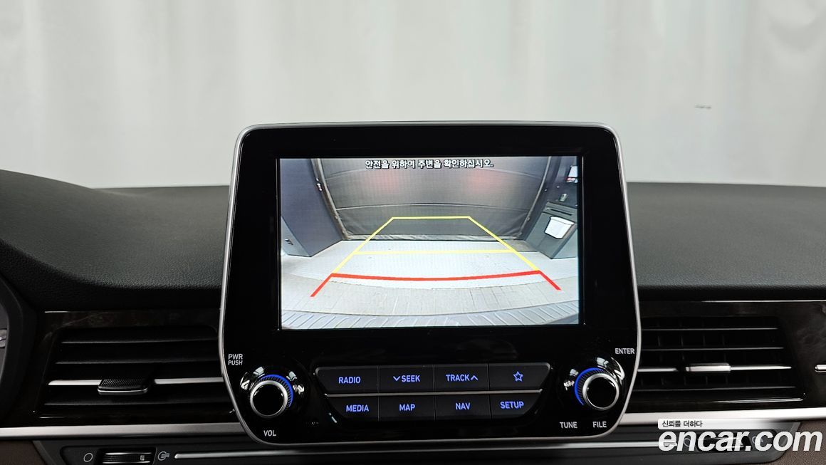 Hyundai Starex 2019