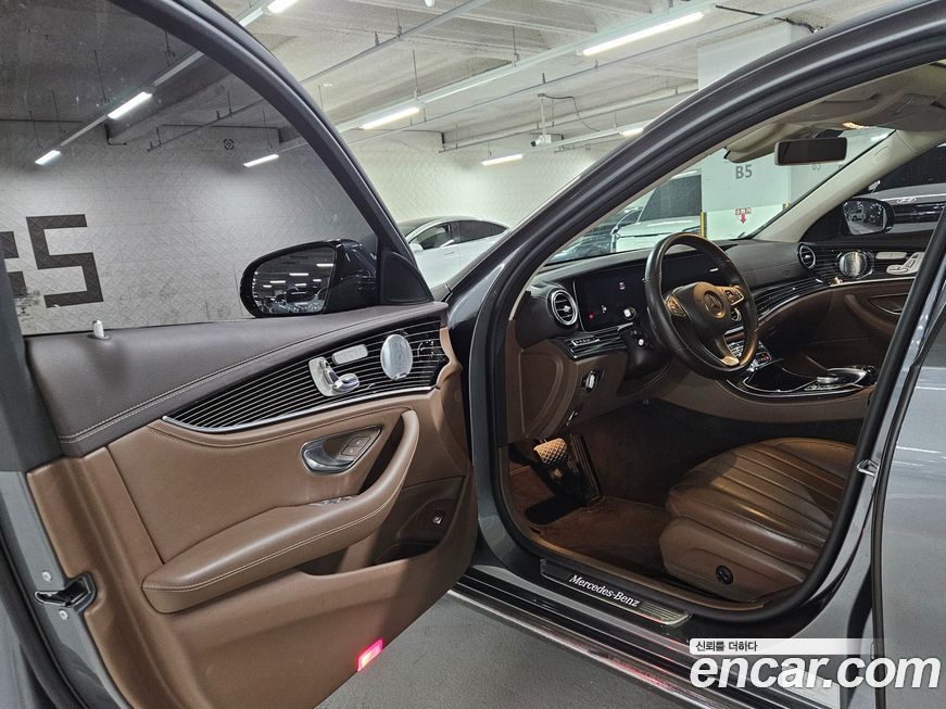 Mercedes-Benz E-Class 2017
