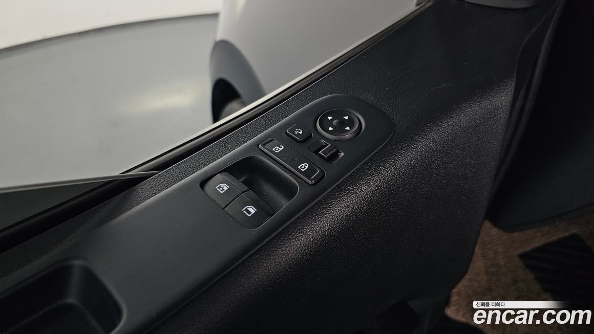 Hyundai Staria 2023