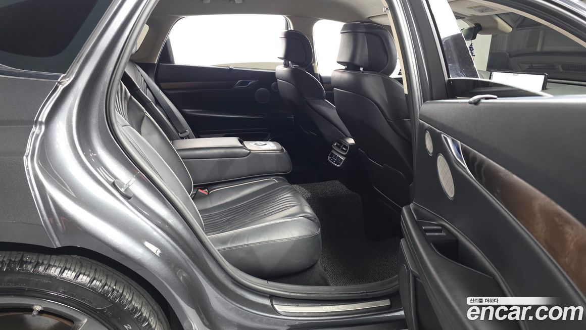 Genesis G80 2021