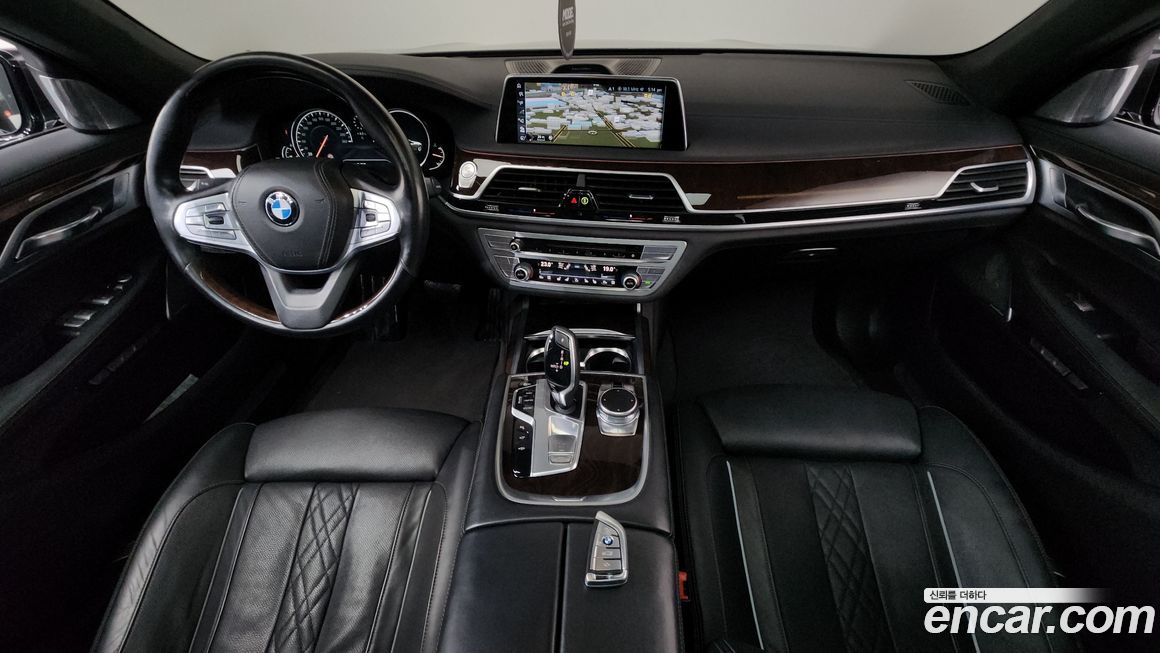 BMW 7-Series 2016