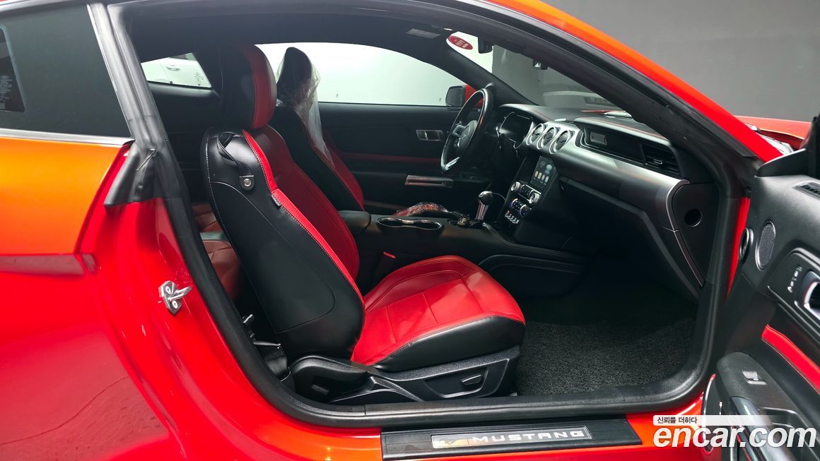 Ford Mustang 2021