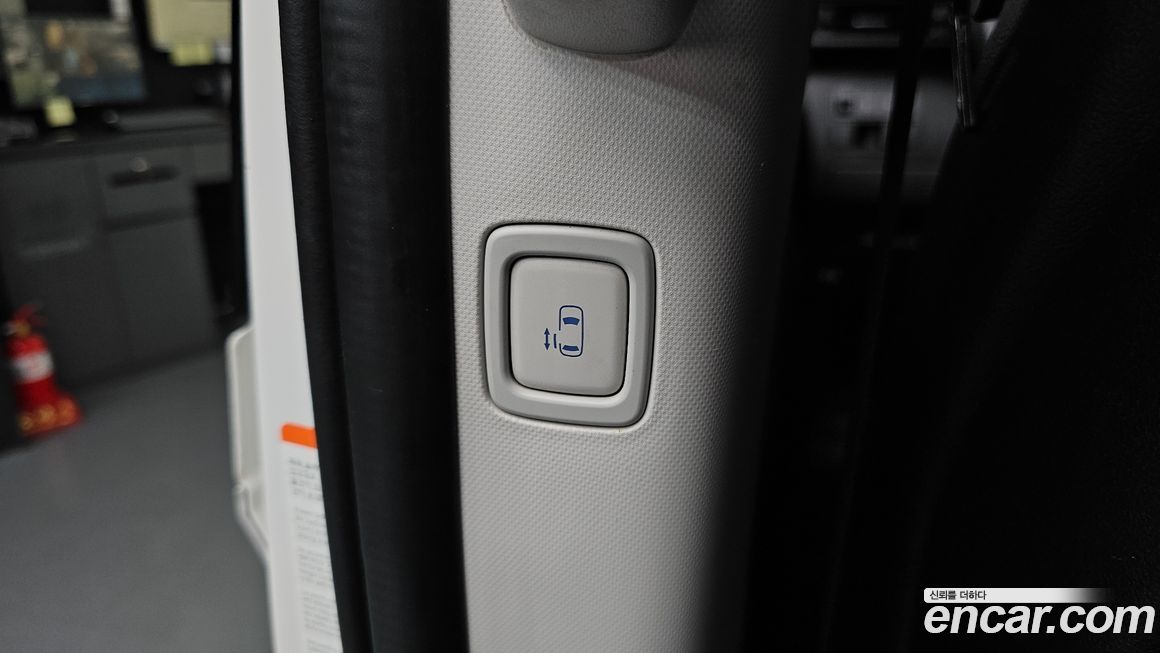 Hyundai Staria 2023