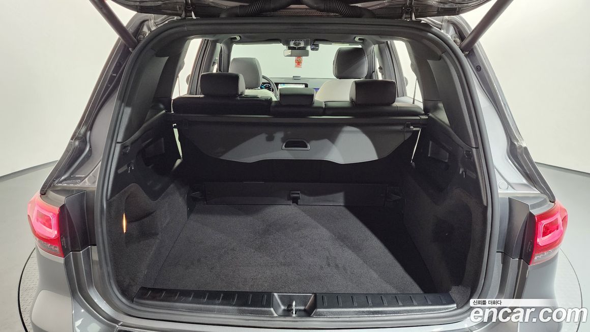 Mercedes-Benz GLB-Class 2020