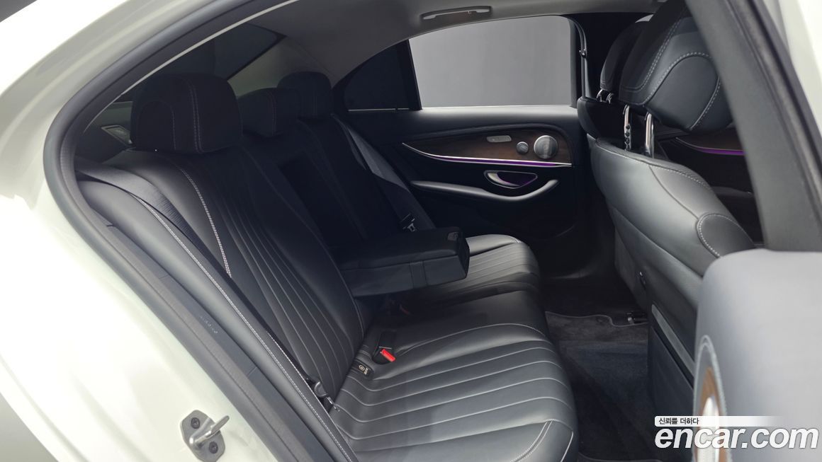 Mercedes-Benz E-Class 2020