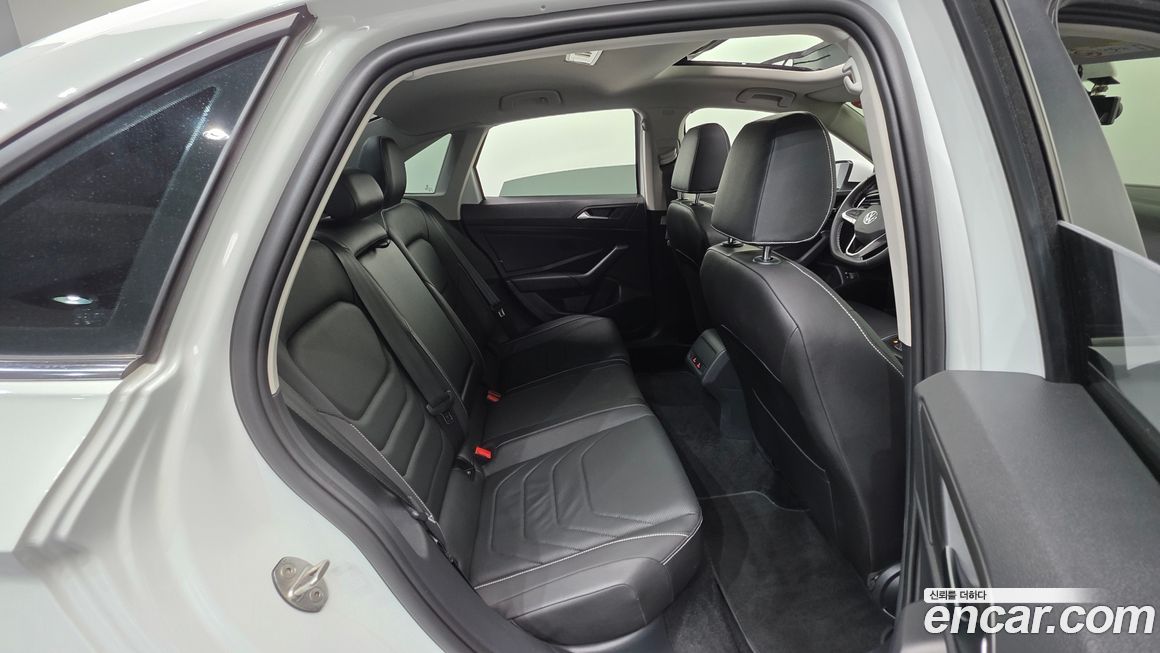 Volkswagen Jetta 2023