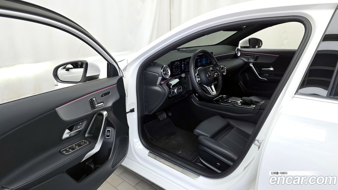 Mercedes-Benz A-Class 2023