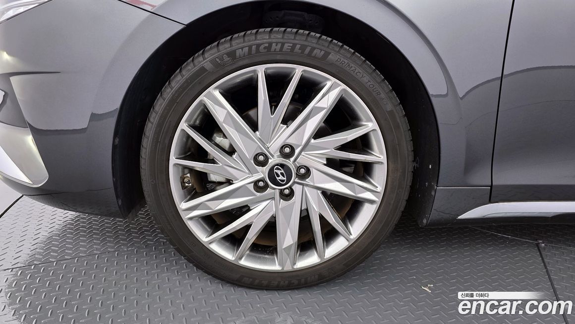 Hyundai Grandeur 2021