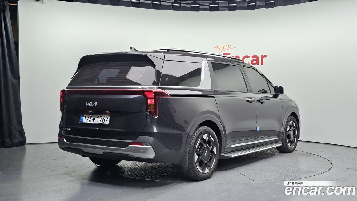 Kia Canival 2024