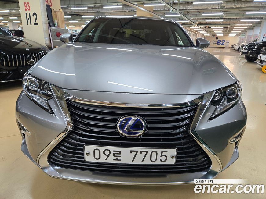 Lexus ES 2018