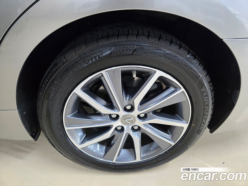 Lexus ES 2018