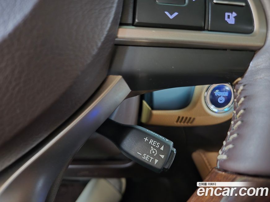 Lexus ES 2018