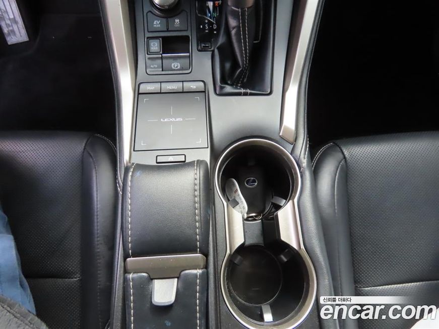 Lexus NX 2018