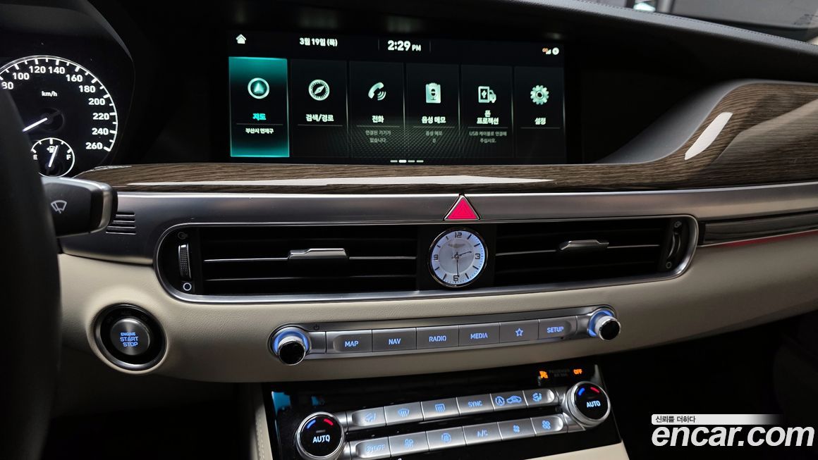 Genesis G90 2019