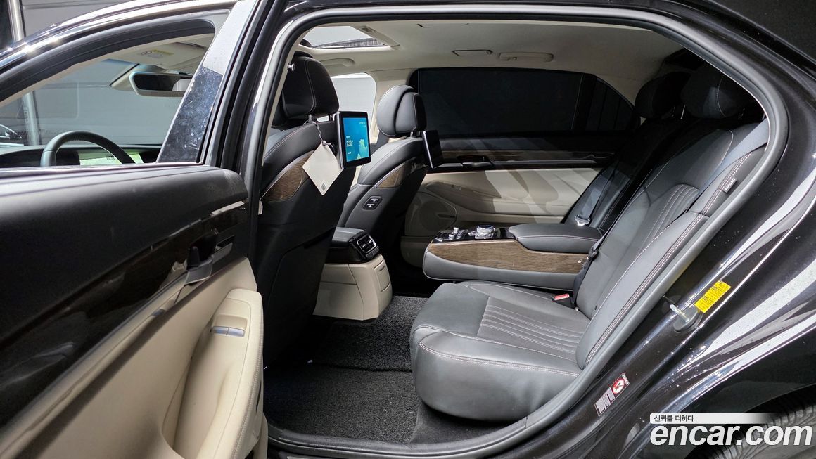 Genesis G90 2019