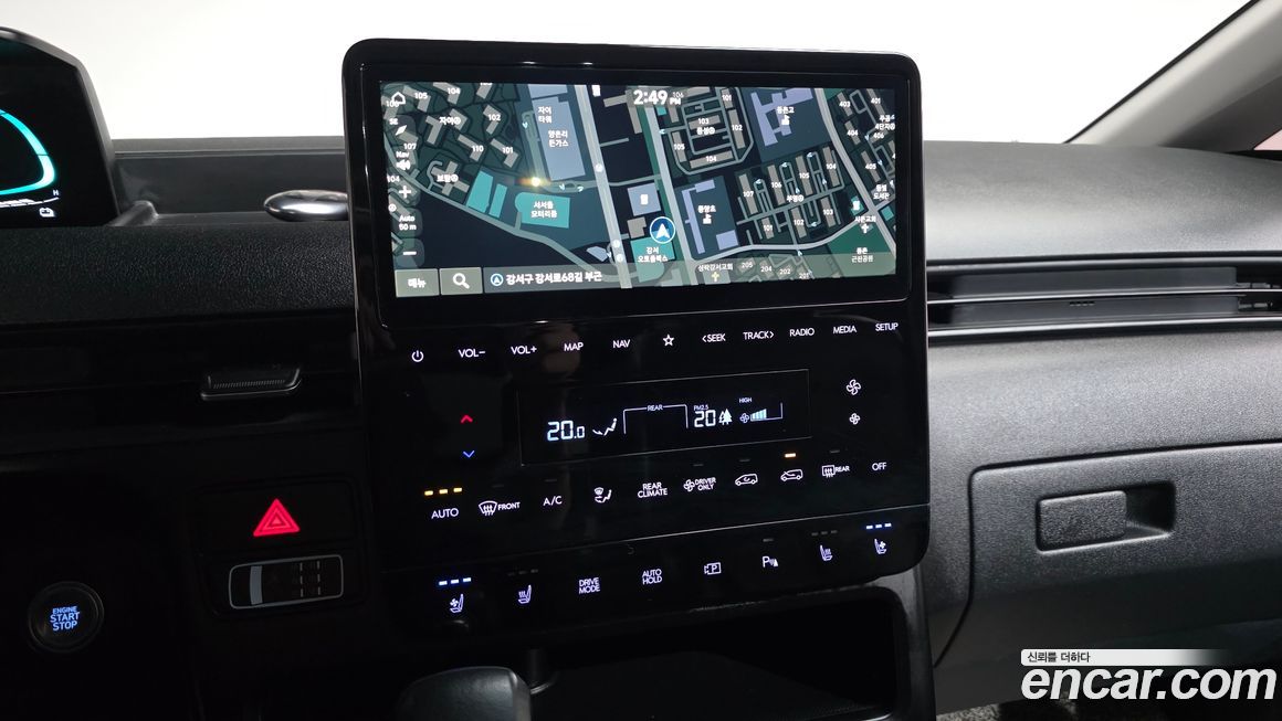 Hyundai Staria 2025