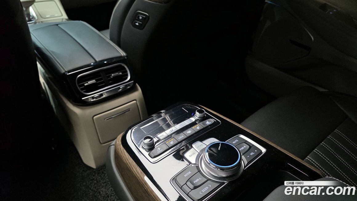 Genesis G90 2019