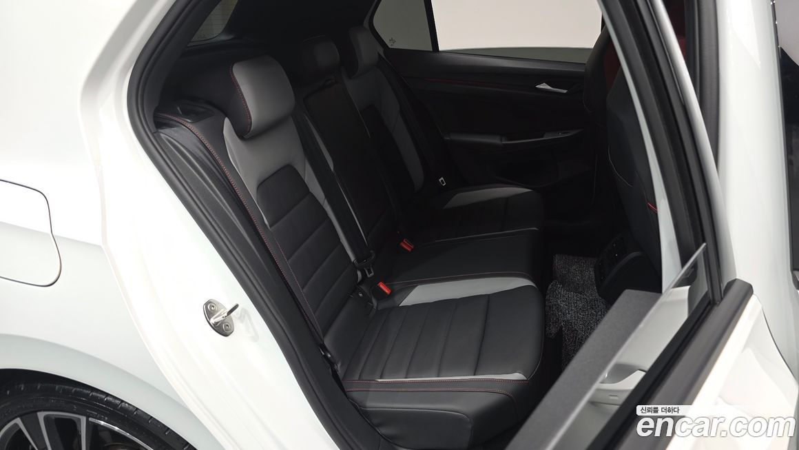 Volkswagen Golf 2023