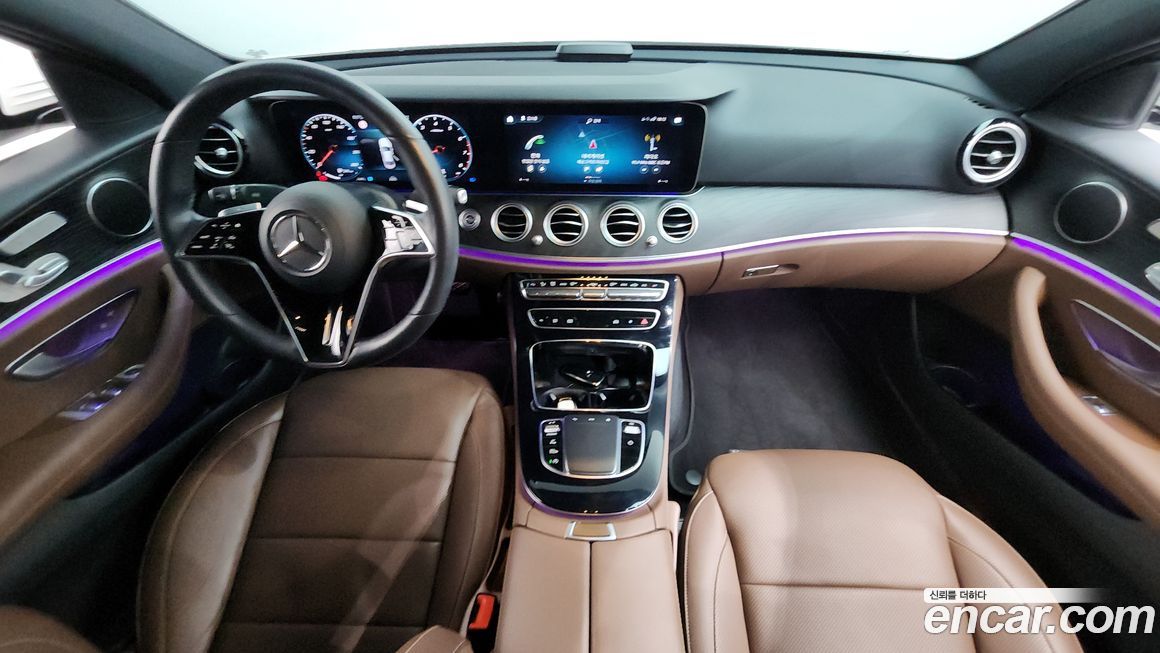 Mercedes-Benz E-Class 2022