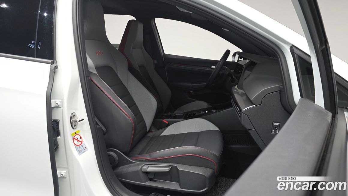 Volkswagen Golf 2023