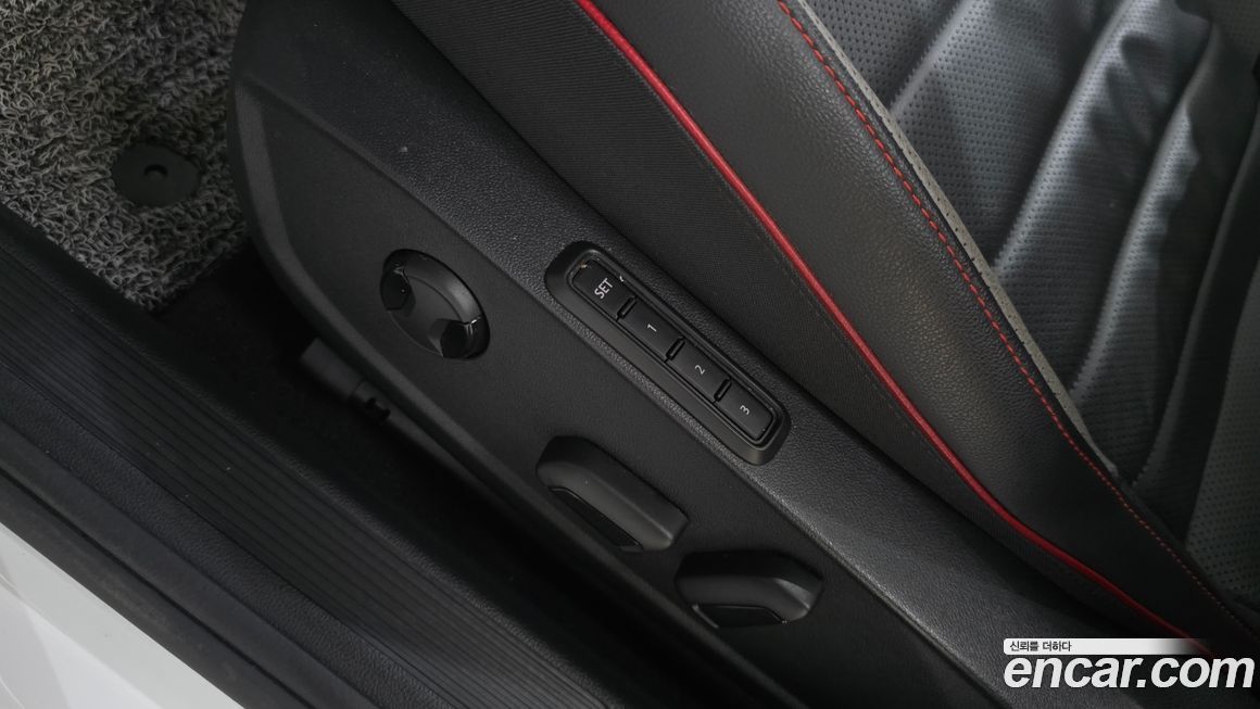 Volkswagen Golf 2023