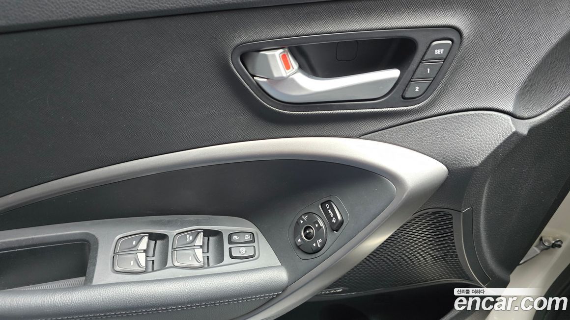 Hyundai Santafe 2015
