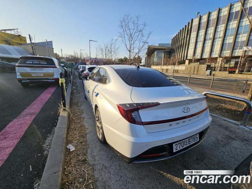 Hyundai Sonata 2022