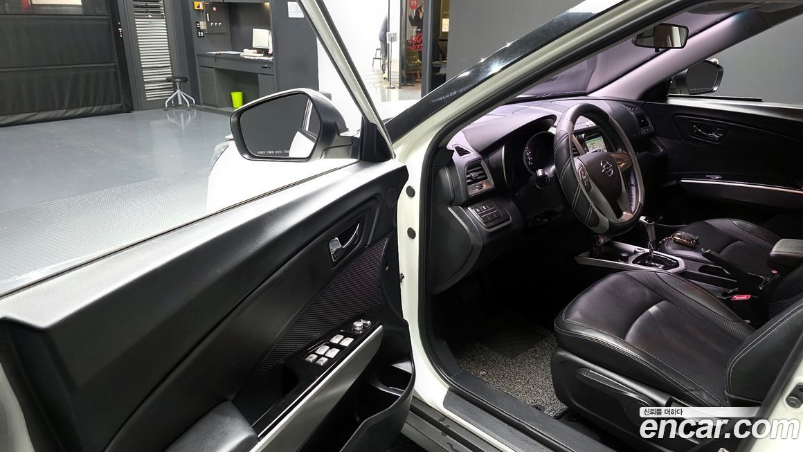 KG_Mobility_Ssangyong TIBOLI 2015