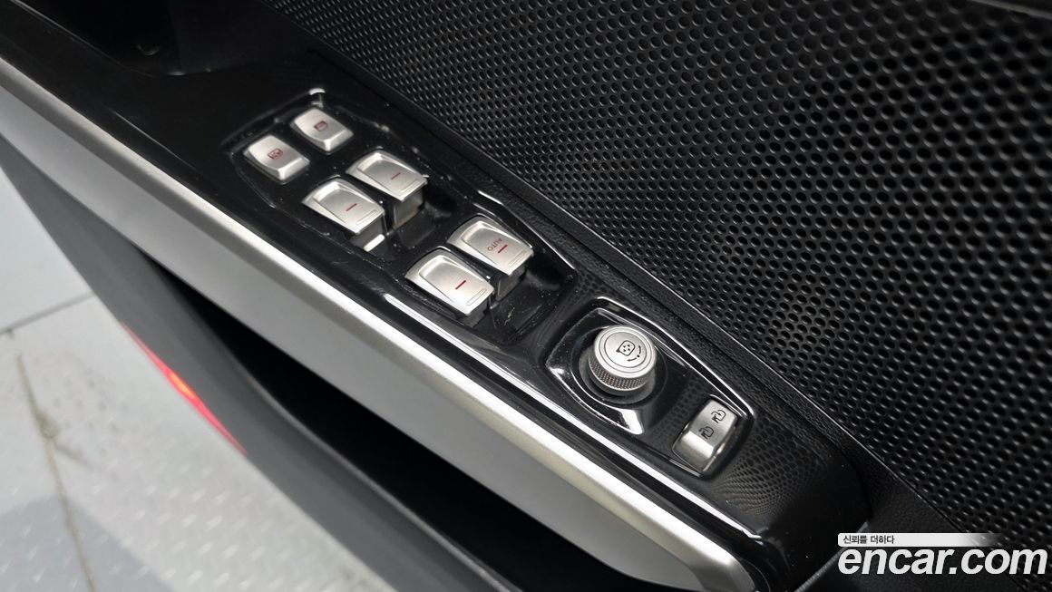 KG_Mobility_Ssangyong TIBOLI 2015