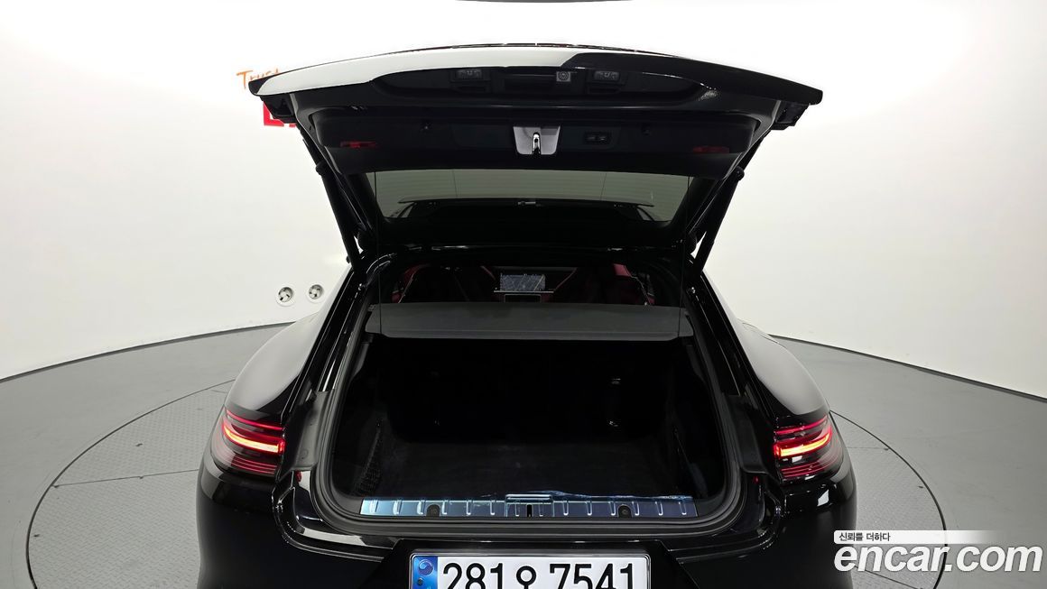 Porsche Panamera 2020