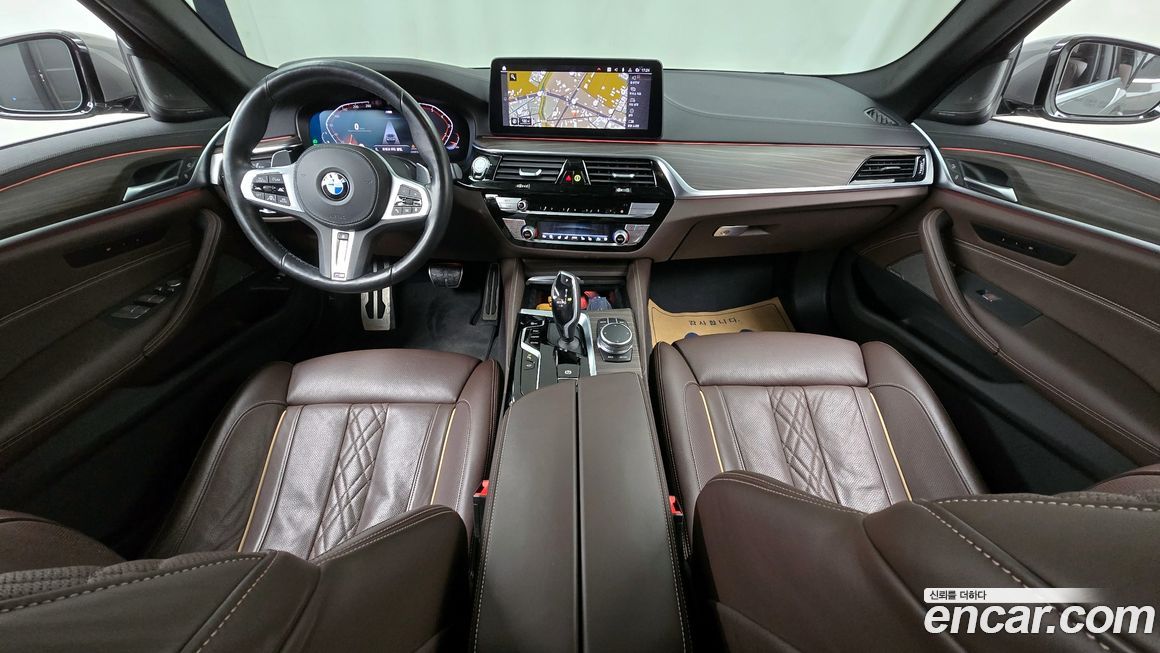 BMW 5-Series 2021