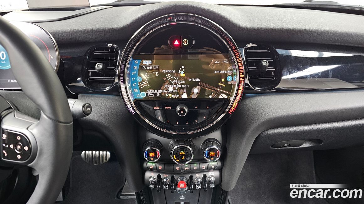 Mini Cooper Convertible 2024