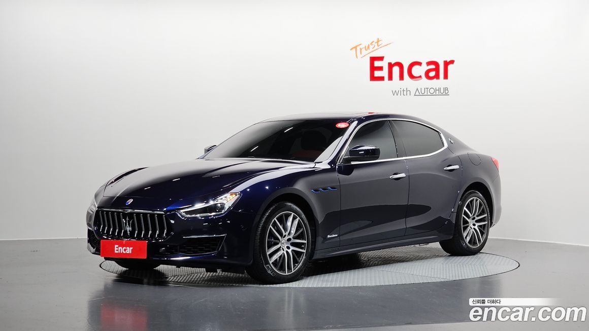 Maserati Ghibli 2021