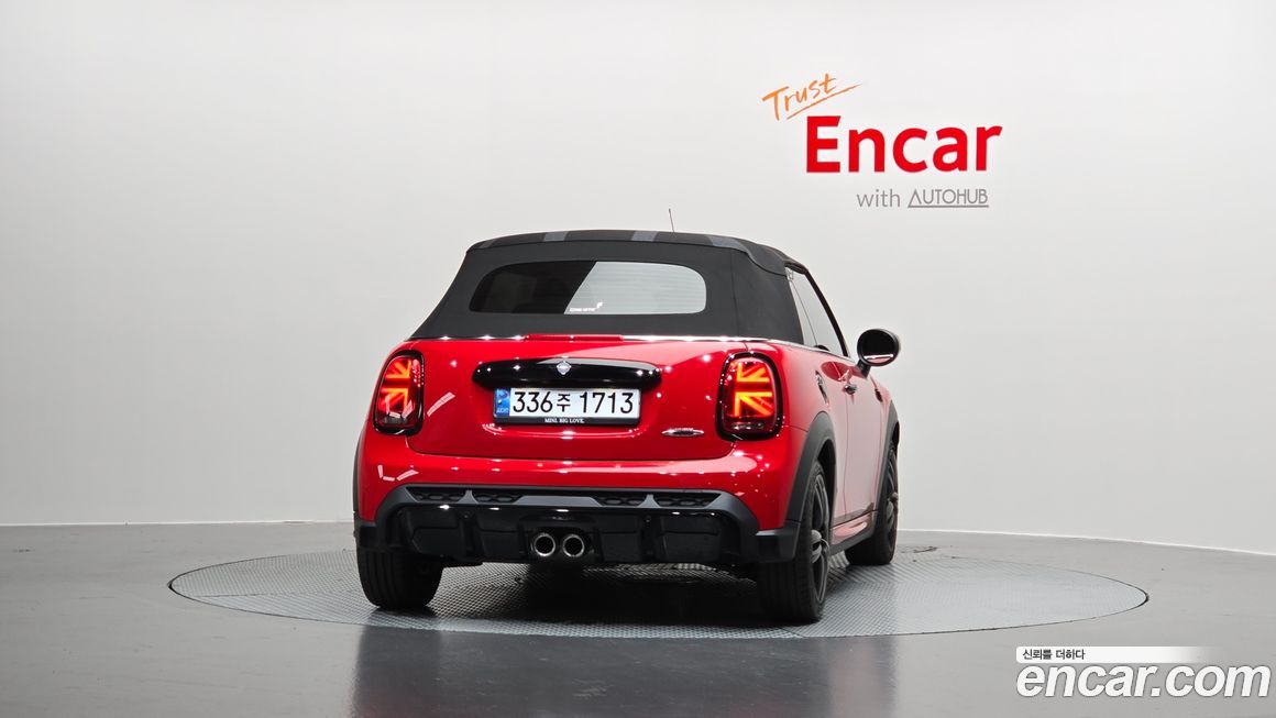 Mini Cooper Convertible 2024