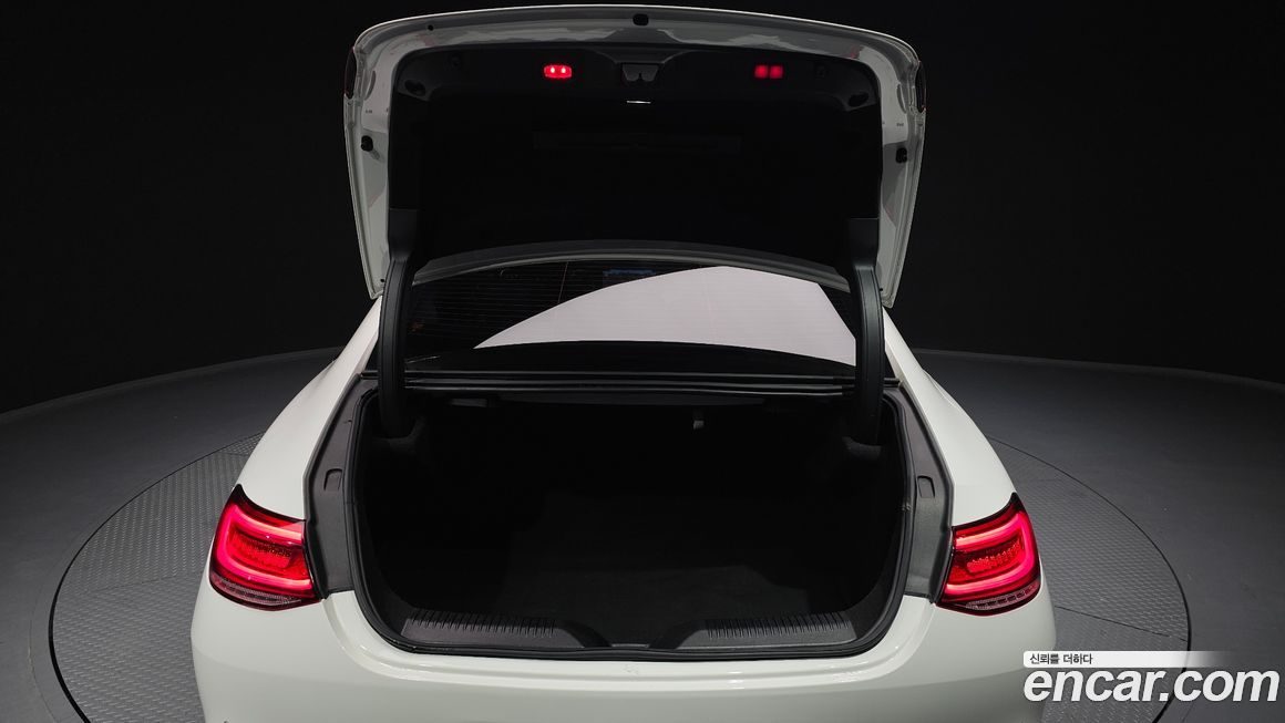 Mercedes-Benz CLS-Class 2019