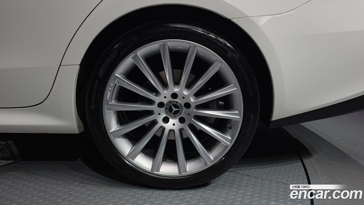 Mercedes-Benz CLS-Class 2019