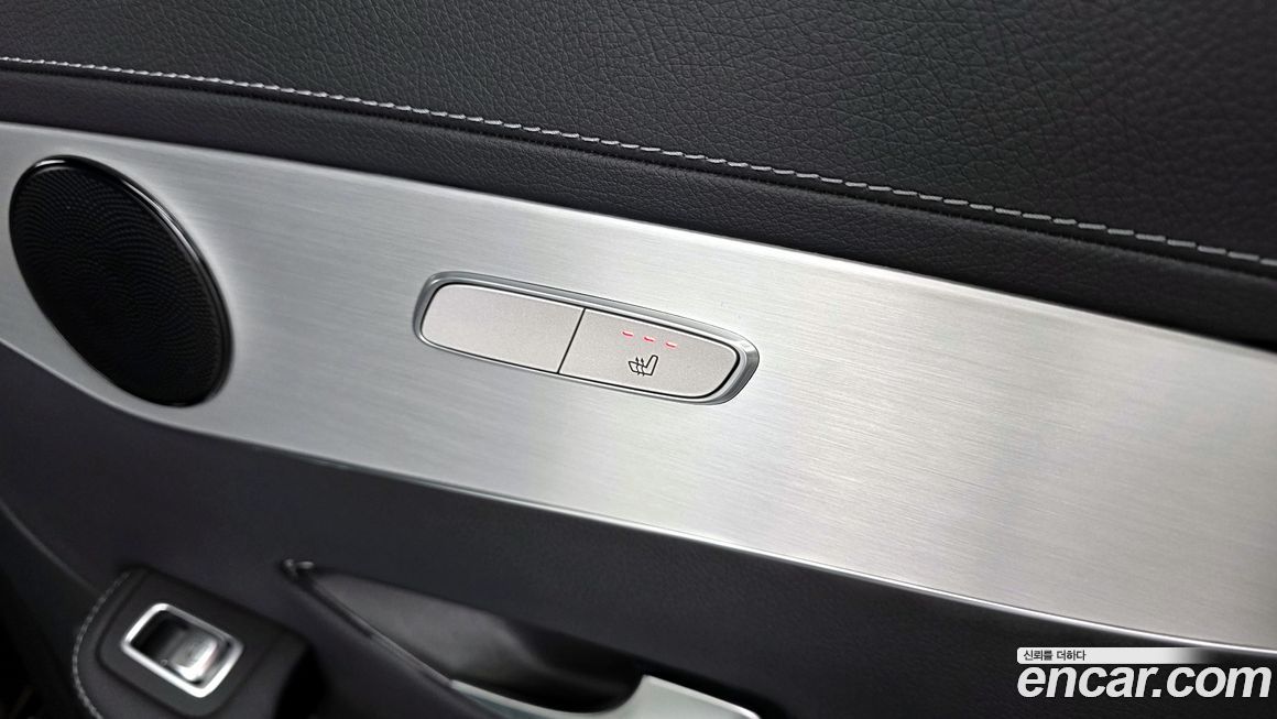 Mercedes-Benz GLC-Class 2021