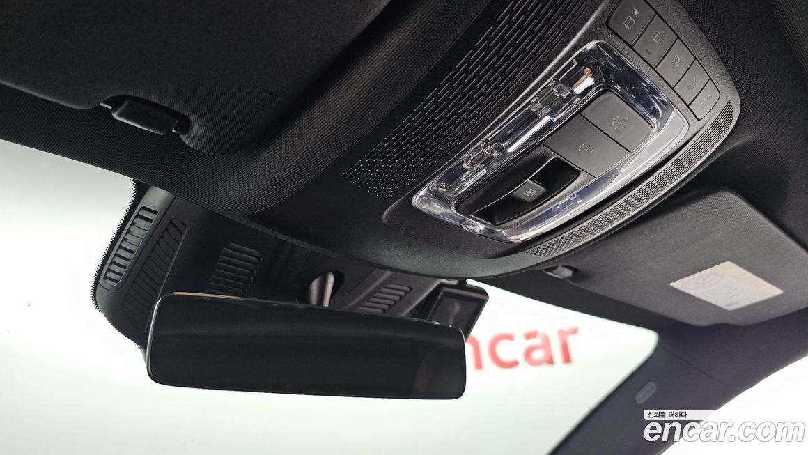 Mercedes-Benz GLA-Class 2023