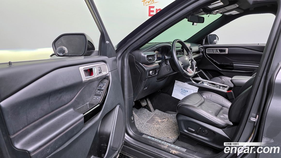 Ford Explorer 2023
