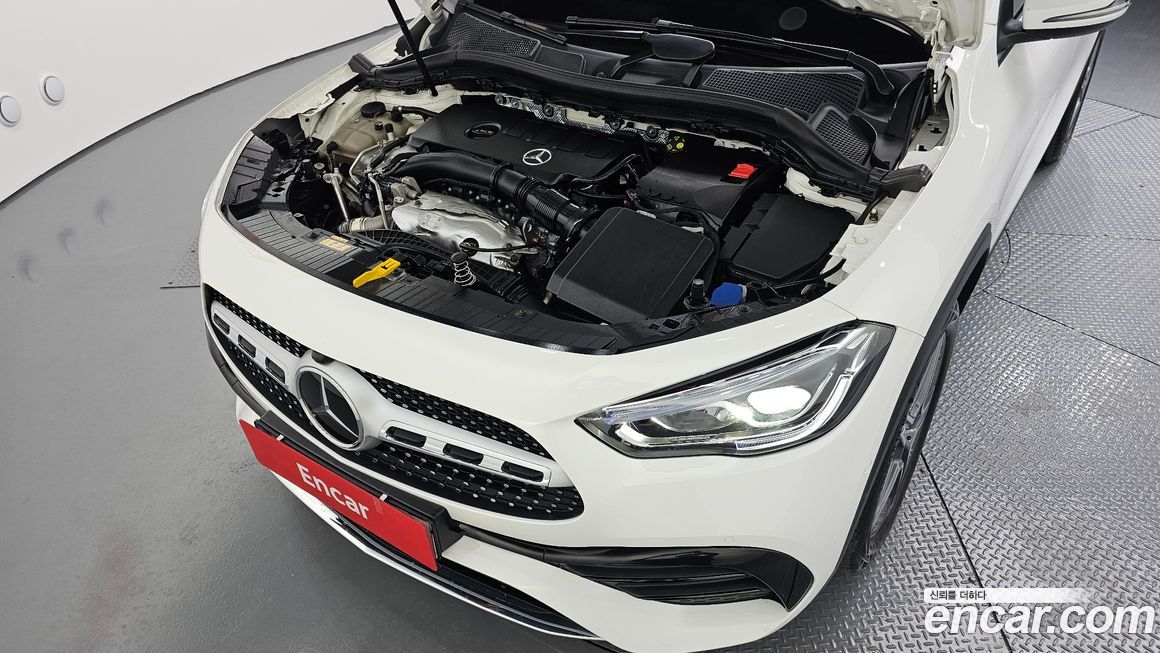 Mercedes-Benz GLA-Class 2023