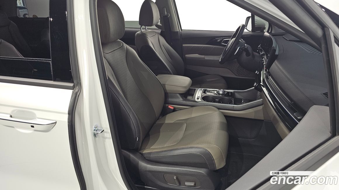 Kia Canival 2025