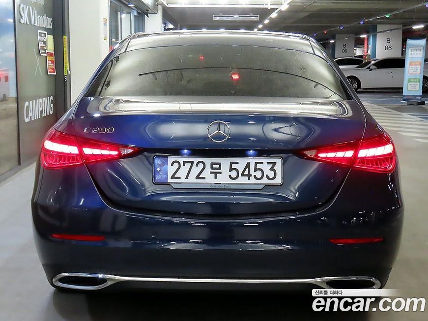 Mercedes-Benz C-Class 2024