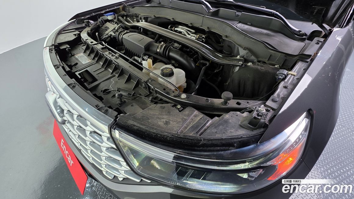 Ford Explorer 2023