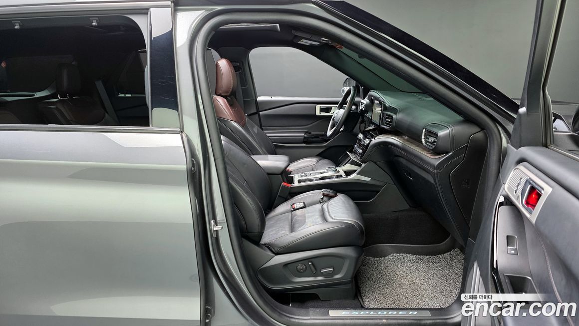 Ford Explorer 2023